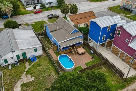 1022 Avenue L Galveston TX 77550