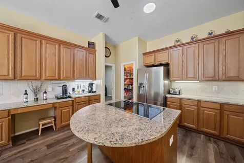 210 Southwood Circle Baytown TX 77520