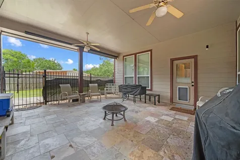 210 Southwood Circle Baytown TX 77520