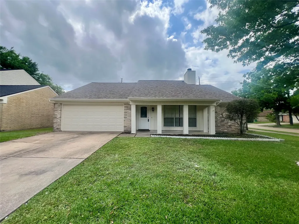9515 Barnhart Lane Houston TX 77065