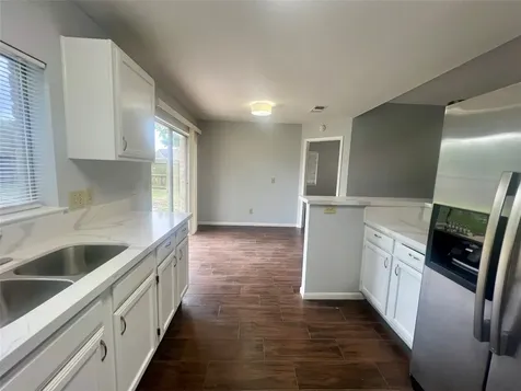 9515 Barnhart Lane Houston TX 77065