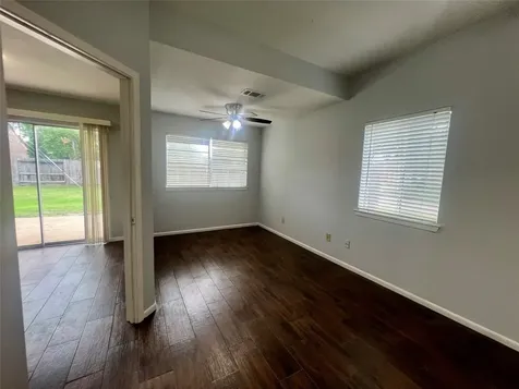 9515 Barnhart Lane Houston TX 77065