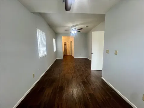 9515 Barnhart Lane Houston TX 77065