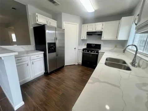 9515 Barnhart Lane Houston TX 77065