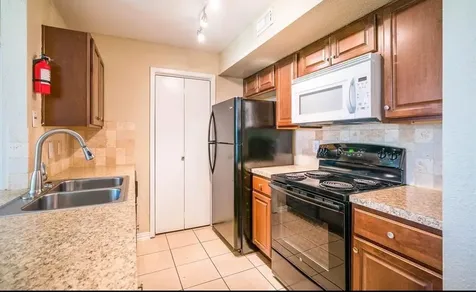 3900 Woodchase Drive 63 Houston TX 77042
