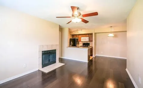 3900 Woodchase Drive 63 Houston TX 77042