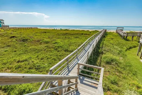 2032 Blue Water Highway Cr257 Surfside Beach TX 77541