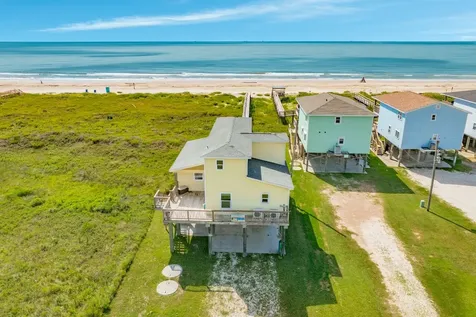 2032 Blue Water Highway Cr257 Surfside Beach TX 77541