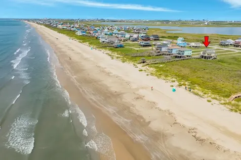 2032 Blue Water Highway Cr257 Surfside Beach TX 77541