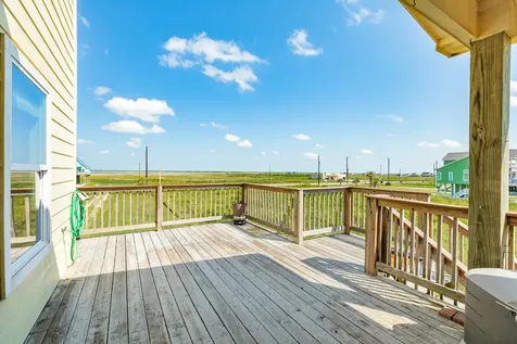 2032 Blue Water Highway Cr257 Surfside Beach TX 77541