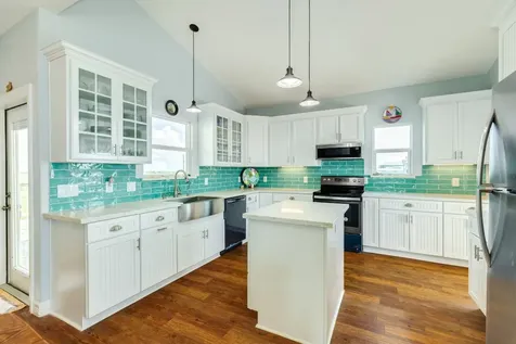 2032 Blue Water Highway Cr257 Surfside Beach TX 77541