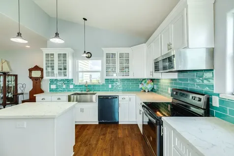 2032 Blue Water Highway Cr257 Surfside Beach TX 77541