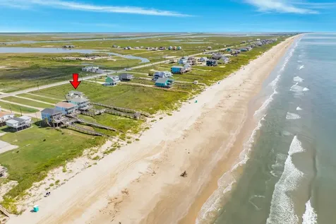 2032 Blue Water Highway Cr257 Surfside Beach TX 77541