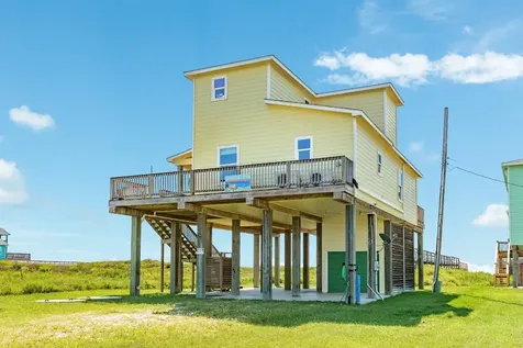 2032 Blue Water Highway Cr257 Surfside Beach TX 77541