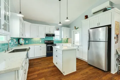 2032 Blue Water Highway Cr257 Surfside Beach TX 77541