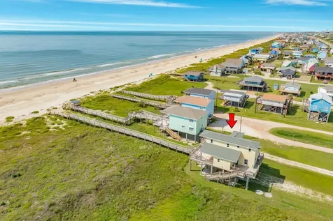 2032 Blue Water Highway Cr257 Surfside Beach TX 77541