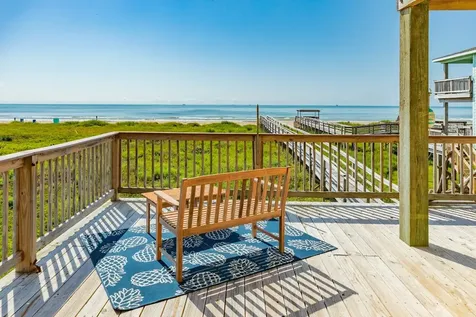 2032 Blue Water Highway Cr257 Surfside Beach TX 77541