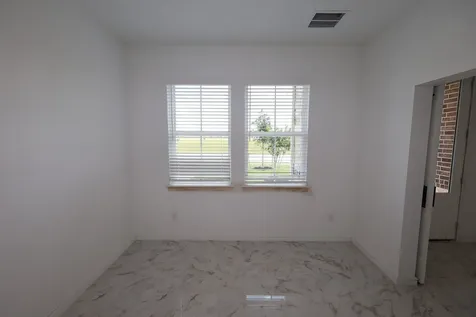 13010 Old Fashion Circle Mont Belvieu TX 77535
