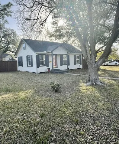 5220 E Parkway Drive Beaumont TX 77705