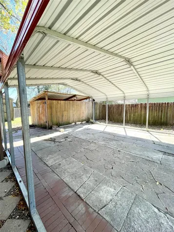5220 E Parkway Drive Beaumont TX 77705