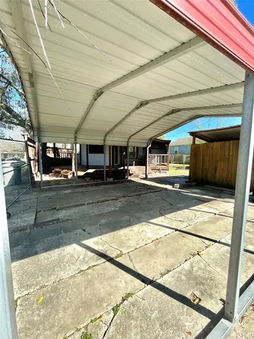5220 E Parkway Drive Beaumont TX 77705