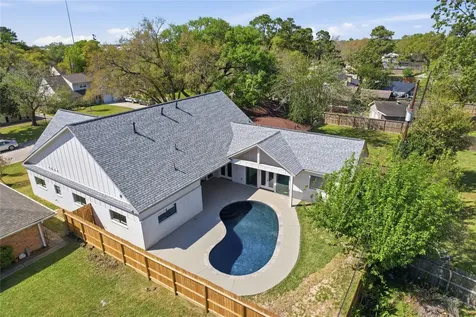 1918 Spillers Lane Houston TX 77043
