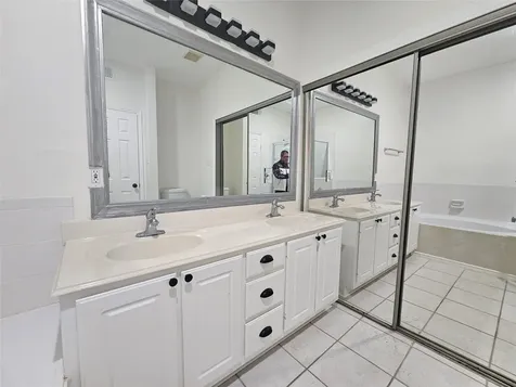 35 S Avonlea Circle The Woodlands TX 77382
