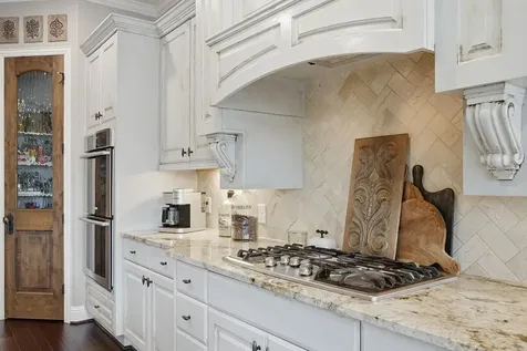 2513 Royal Field Lane Friendswood TX 77546