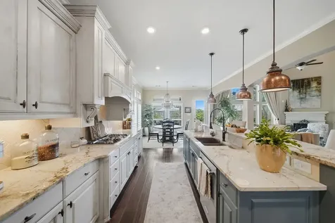 2513 Royal Field Lane Friendswood TX 77546