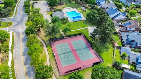 5703 Bishops Glen Court Houston TX 77084