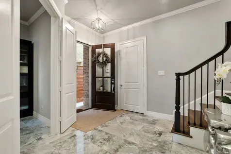 306 W Saulnier Street Houston TX 77019