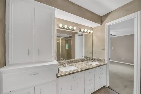 2411 Oaks Forks Drive Houston TX 77339