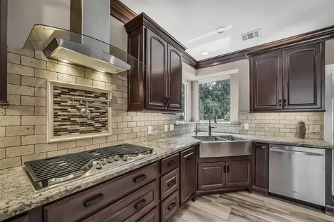 2411 Oaks Forks Drive Houston TX 77339