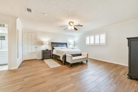 312 S 15th Street La Porte TX 77571