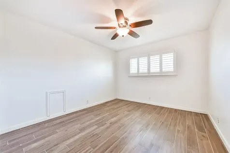312 S 15th Street La Porte TX 77571
