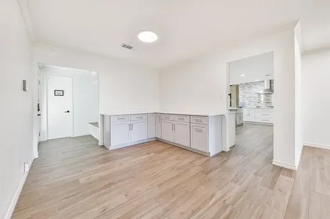 312 S 15th Street La Porte TX 77571