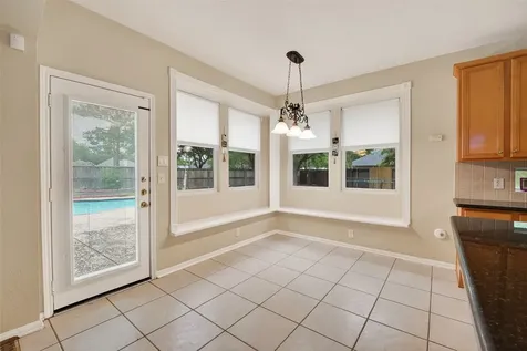 2203 Lakewind Lane League City TX 77573