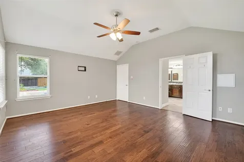 2203 Lakewind Lane League City TX 77573