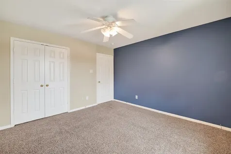 2203 Lakewind Lane League City TX 77573
