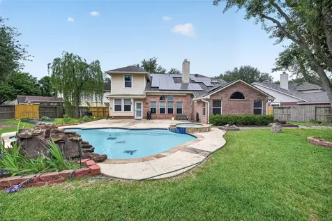 2203 Lakewind Lane League City TX 77573