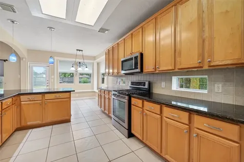 2203 Lakewind Lane League City TX 77573