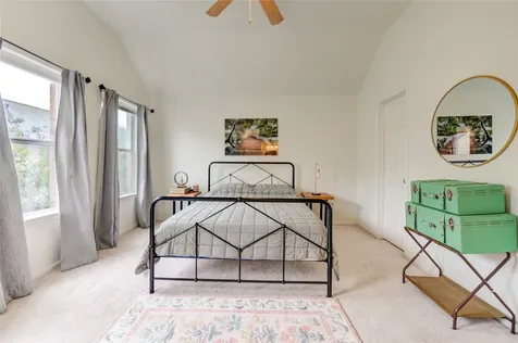 2206 Naomi Street 13 Houston TX 77054