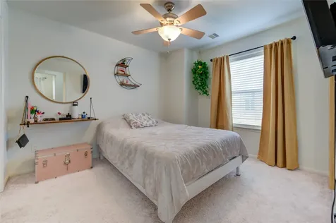 2206 Naomi Street 13 Houston TX 77054