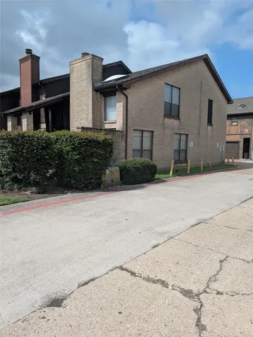 58 Evanston Street 1 Houston TX 77015