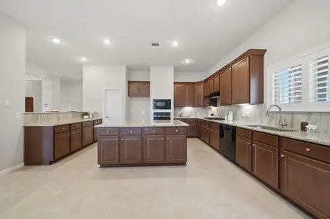 3615 E Cape Road Dickinson TX 77539