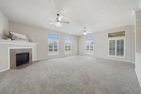 3615 E Cape Road Dickinson TX 77539