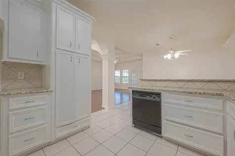 1189 Lovett Street Tomball TX 77375