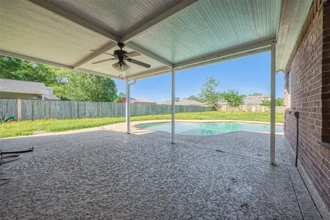 1189 Lovett Street Tomball TX 77375