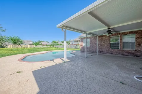 1189 Lovett Street Tomball TX 77375