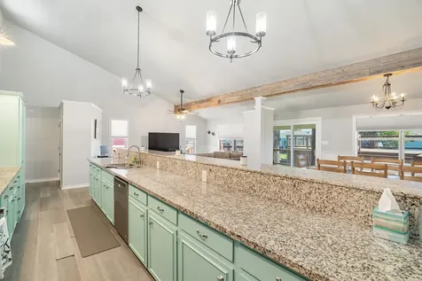 673 Warsaw Street Bayou Vista TX 77563